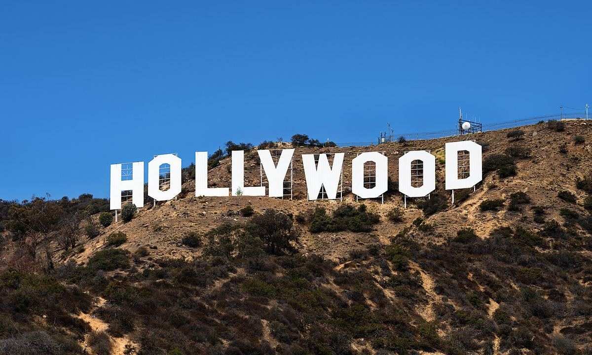 The AI receptionist for Los Angeles businesses, answering every call, 24/7